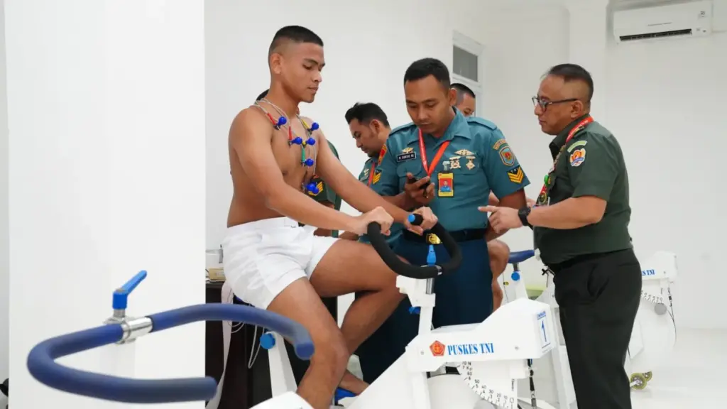 Tes kesehatan fisik TNI