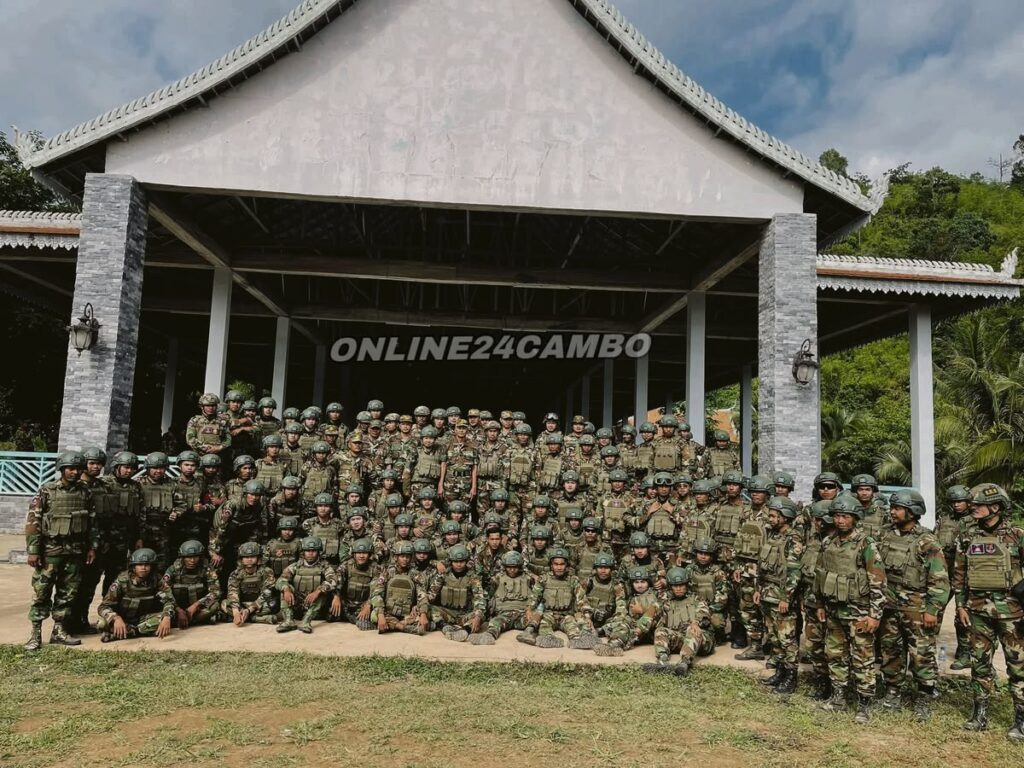 tunkin tni naik