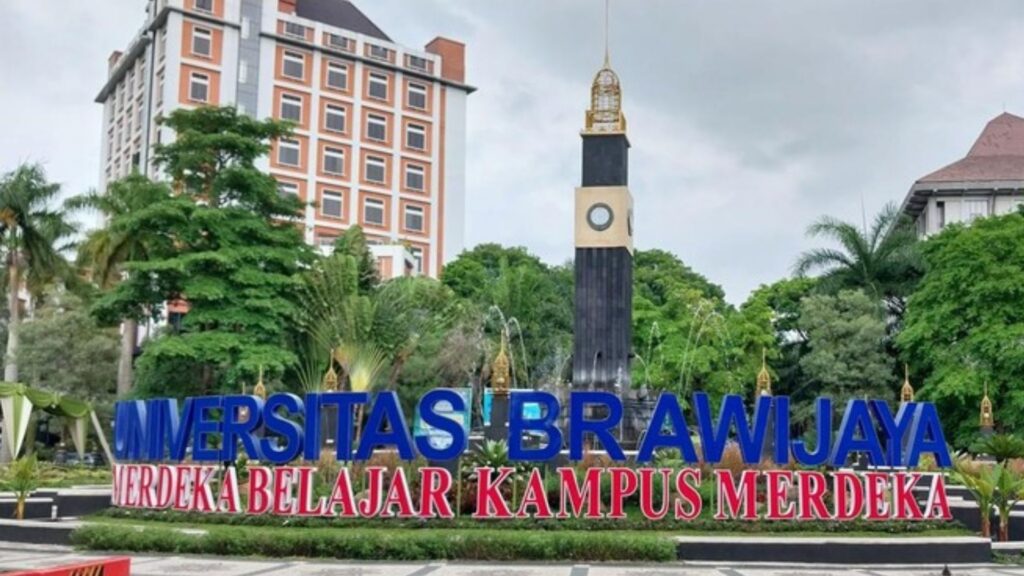 universitas brawijaya negeri atau swasta