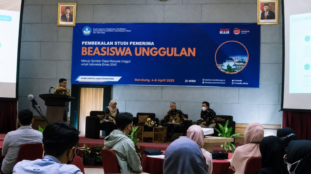 persyaratan beasiswa unggulan