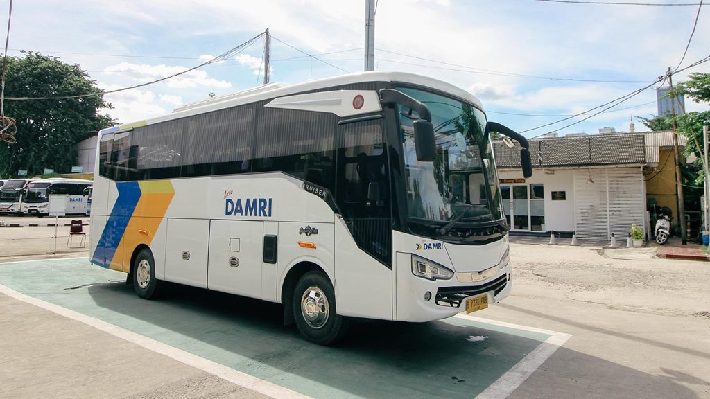 loker kerja perum damri 2026