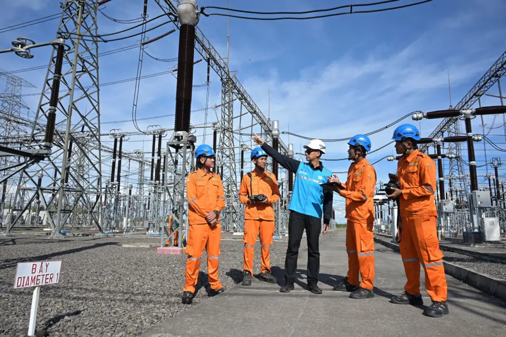 karyawan pln
