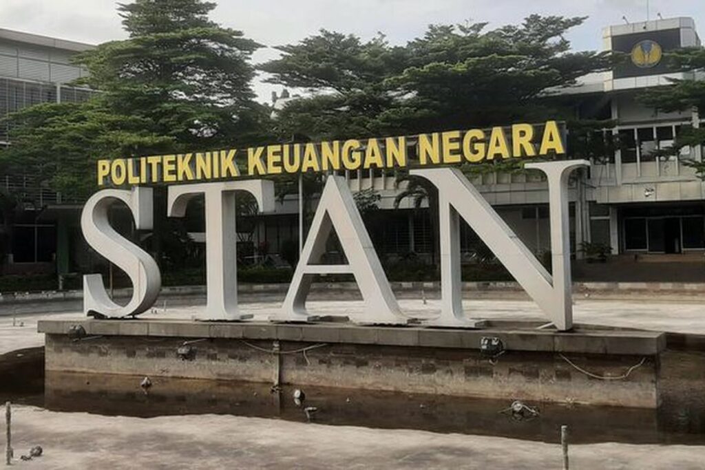 kampus stan keuaangan negara