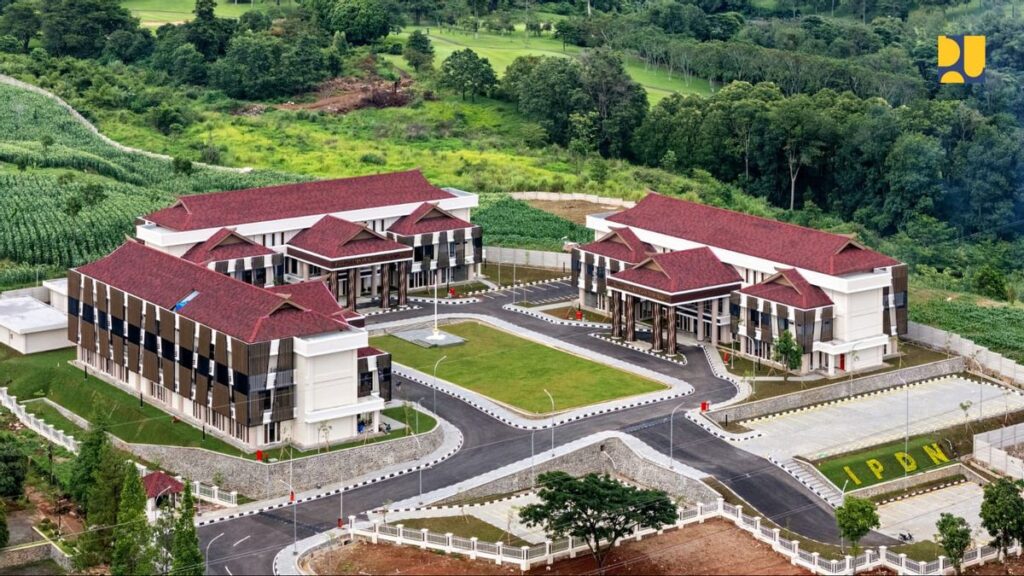 kampus ipdn jakarta