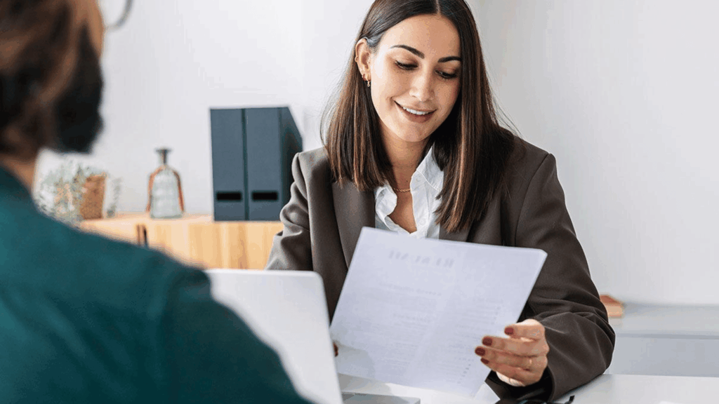 perbedaan interview hrd dan user