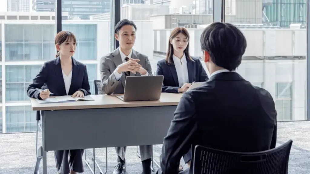 user interview adalah
