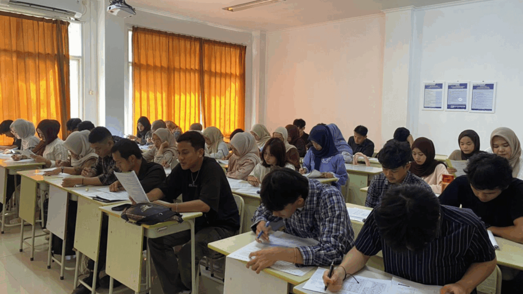 minimal skor toefl siln dan clc